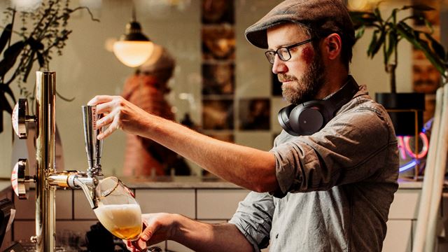 Hos Kitchen floor kan du bli serverad god mat så väl som dryck