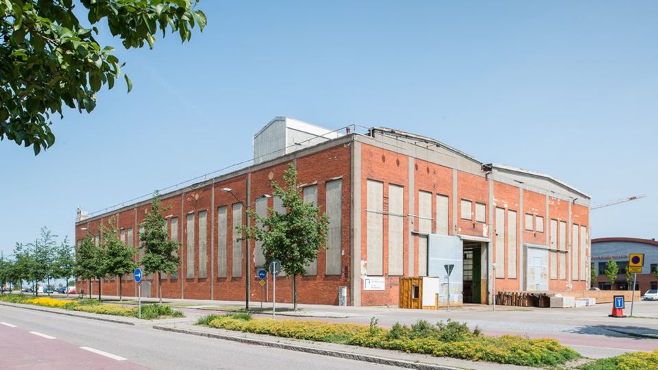 Exteriör, Motorhallarna i Dockan