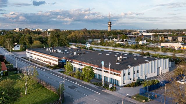 Kontors- och lagerlokal i två våningar med inglasad entré, Hundlokan 10 i Malmö.